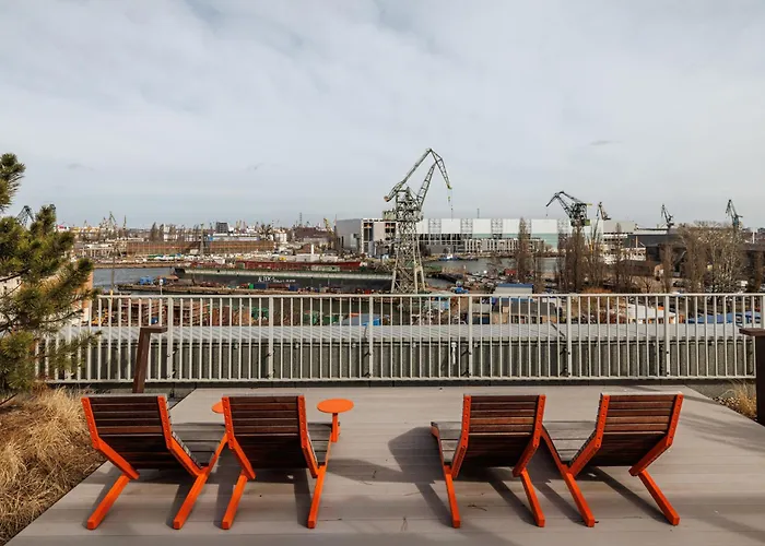 Hotel apartamentowy Break żurawie I 4*