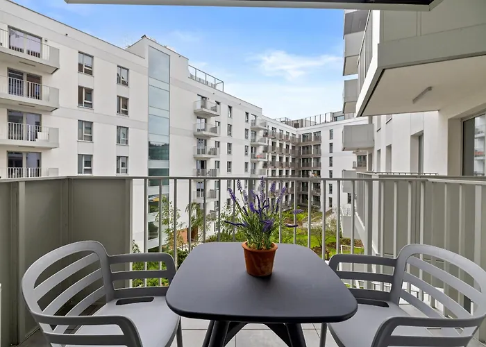 Hotel apartamentowy Break żurawie I