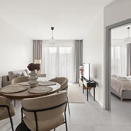 Break Zurawie I By Ina Aparthotel 3*